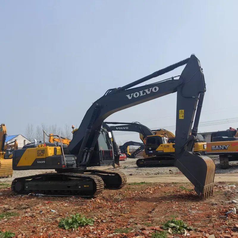 二手沃尔沃240挖掘机