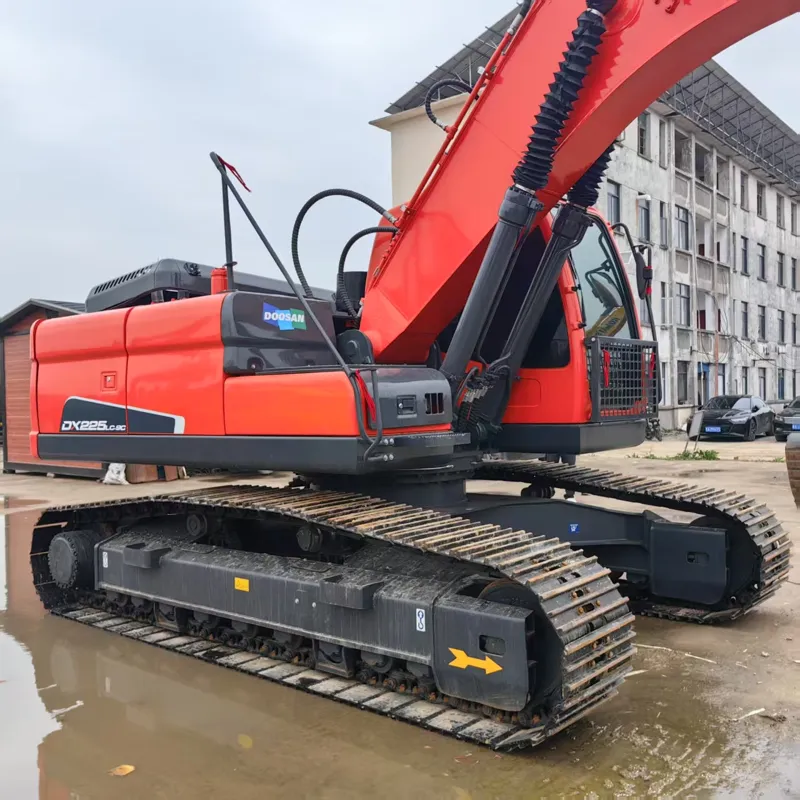 二手斗山225-9挖掘机