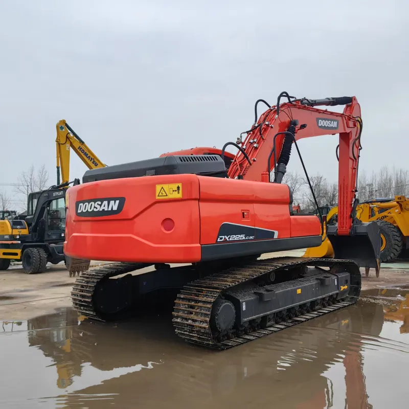 二手斗山225-9挖掘机