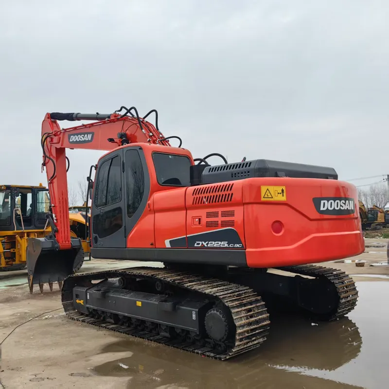 二手斗山225-9挖掘机