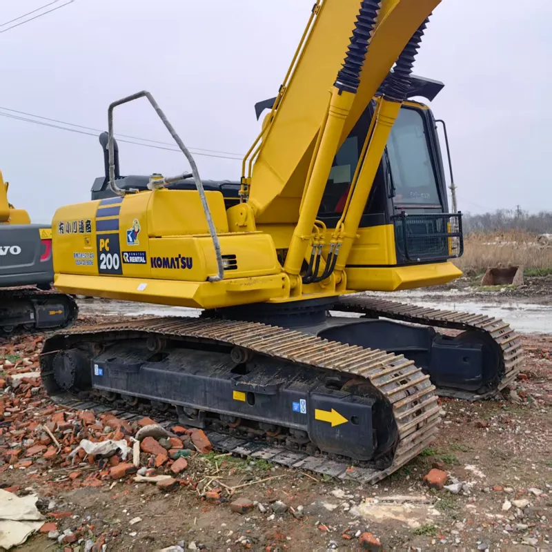 二手小松200挖掘机