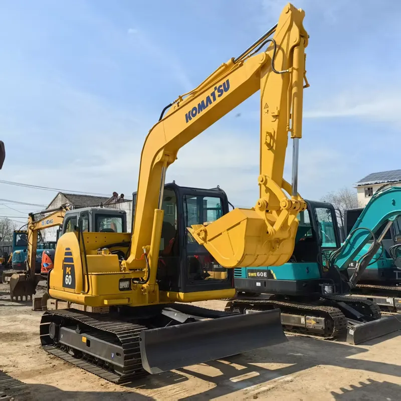 二手小松60-7挖掘机