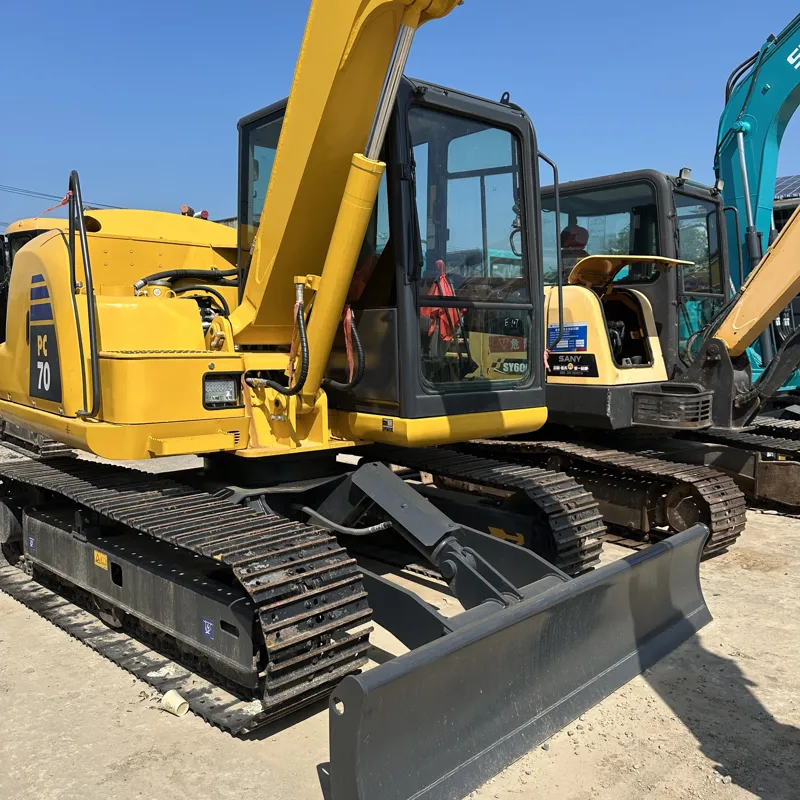 二手小松70-8挖掘机