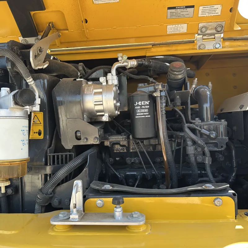 二手小松70-8挖掘机