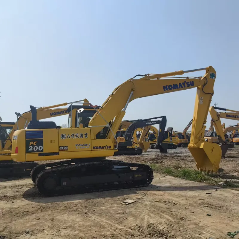 二手小松200-8 挖掘机