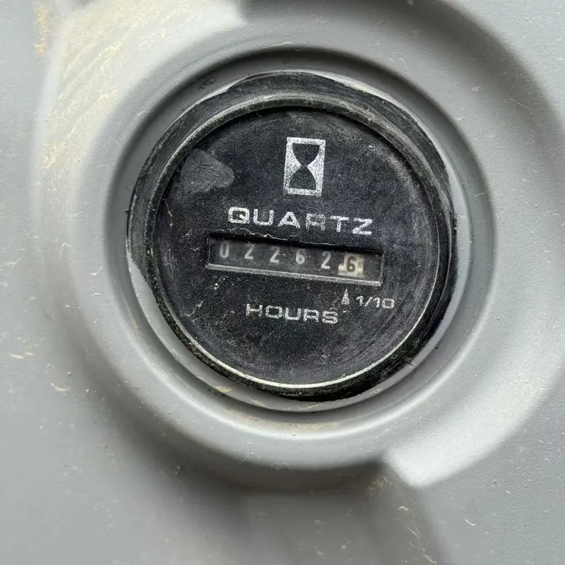 二手神钢250挖掘机