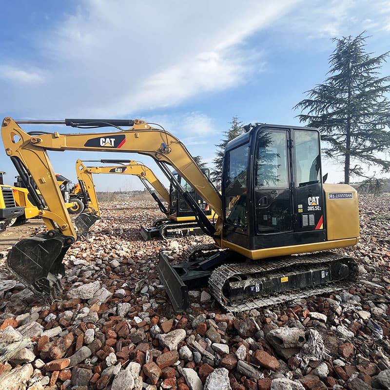 Used 卡特305.5E2 excavator
