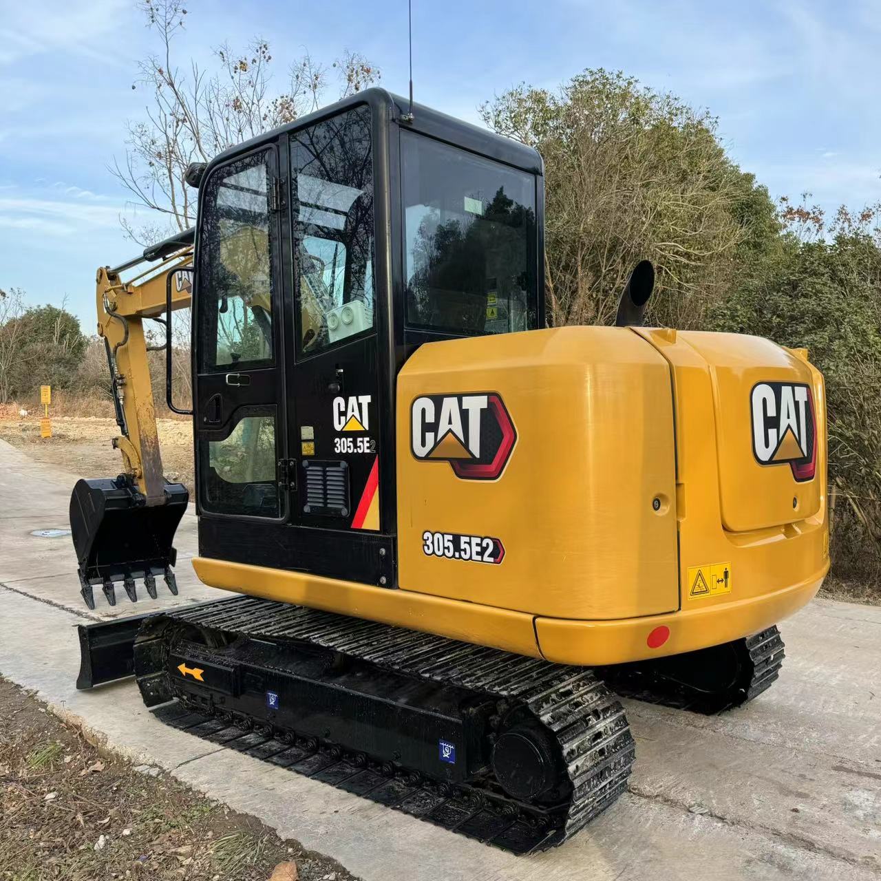 Used 卡特305.5E2 excavator