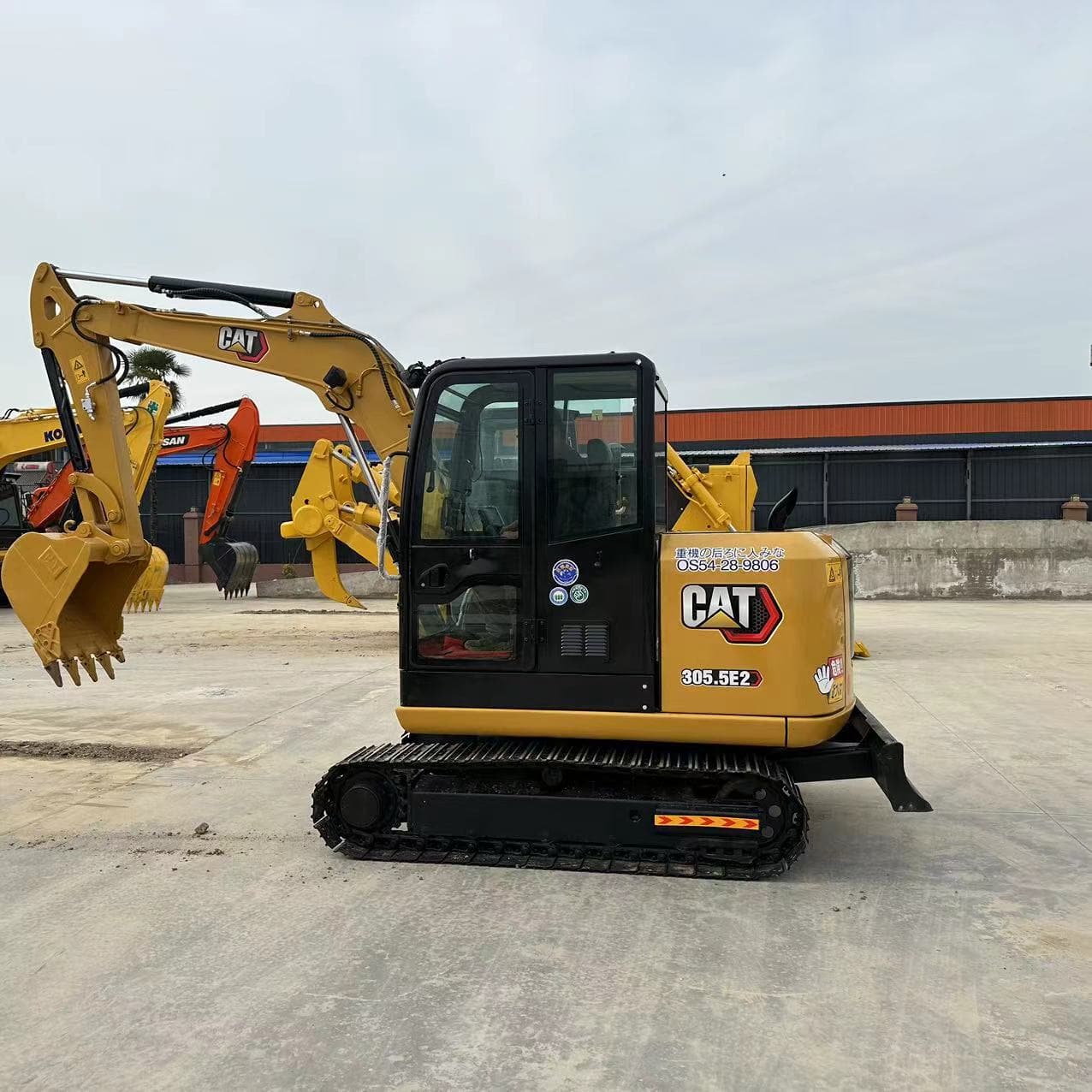 Used 卡特305.5E2 excavator