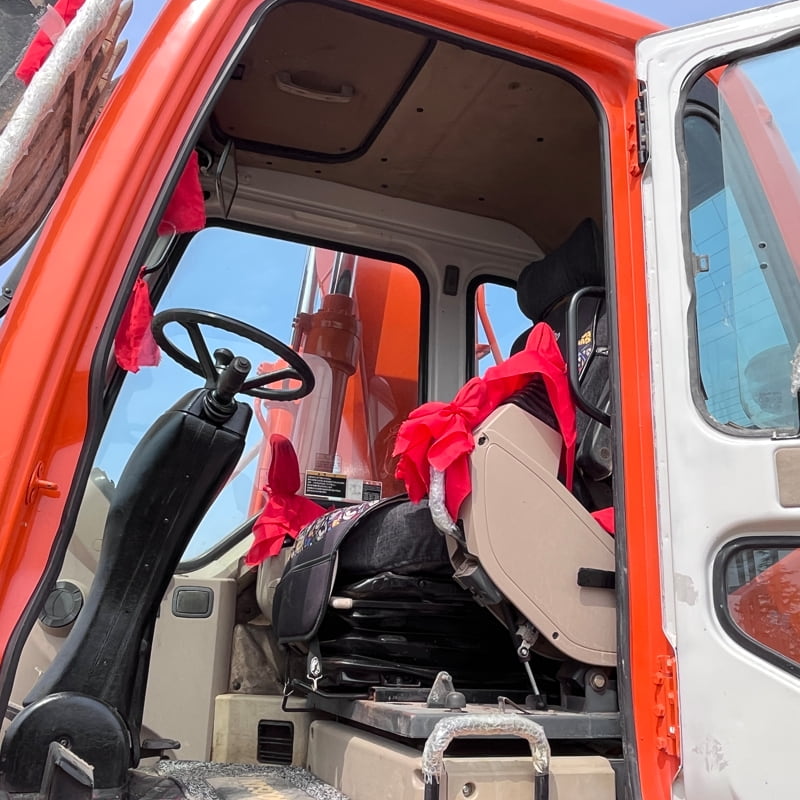 二手斗山DH150W-7挖掘机