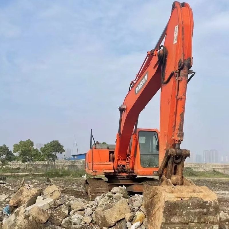 二手斗山DH225LC-9E挖掘机