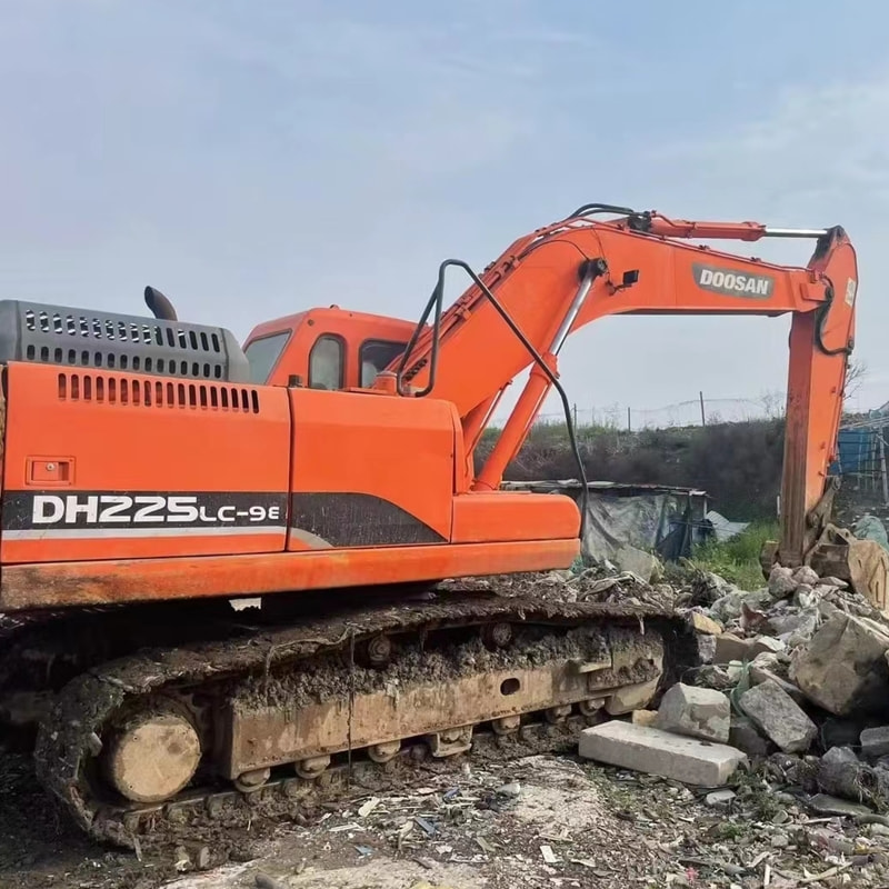二手斗山DH225LC-9E挖掘机