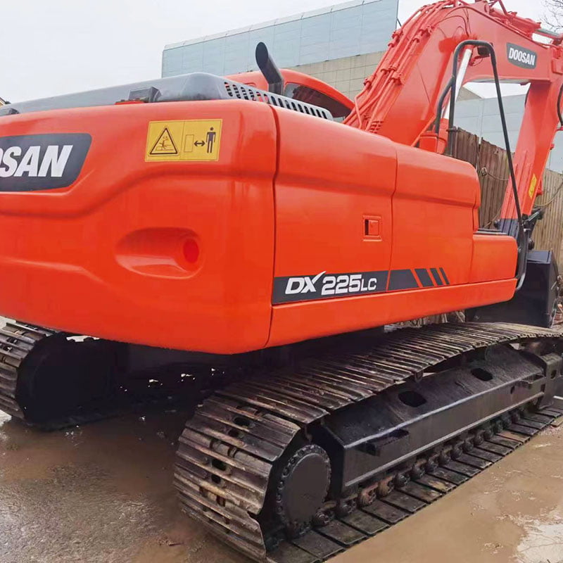 Used 斗山DX225LC excavator