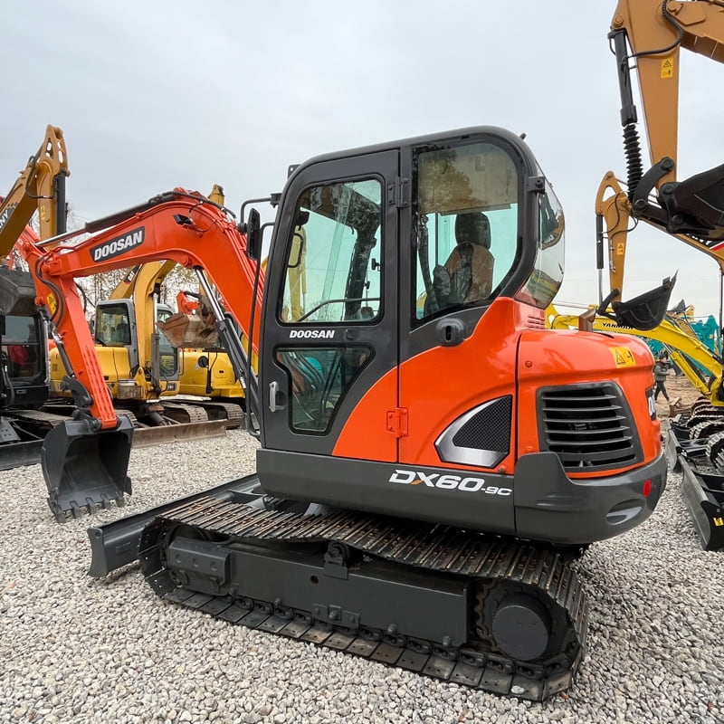 Used 斗山DX60 excavator