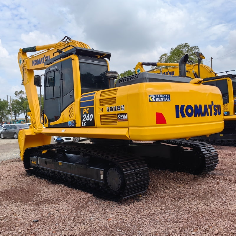 Used 小松240-8 excavator